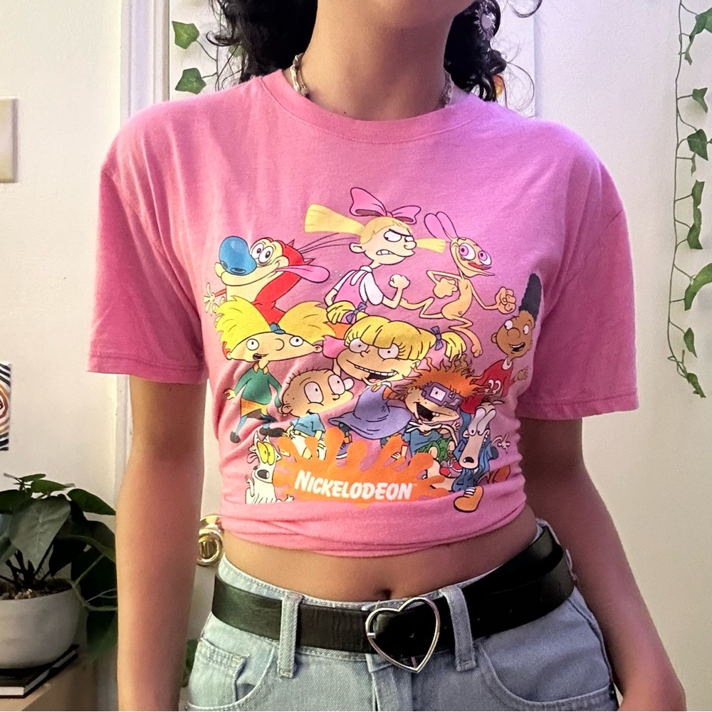 Vintage 90s pink Nickelodeon graphic tee🌈